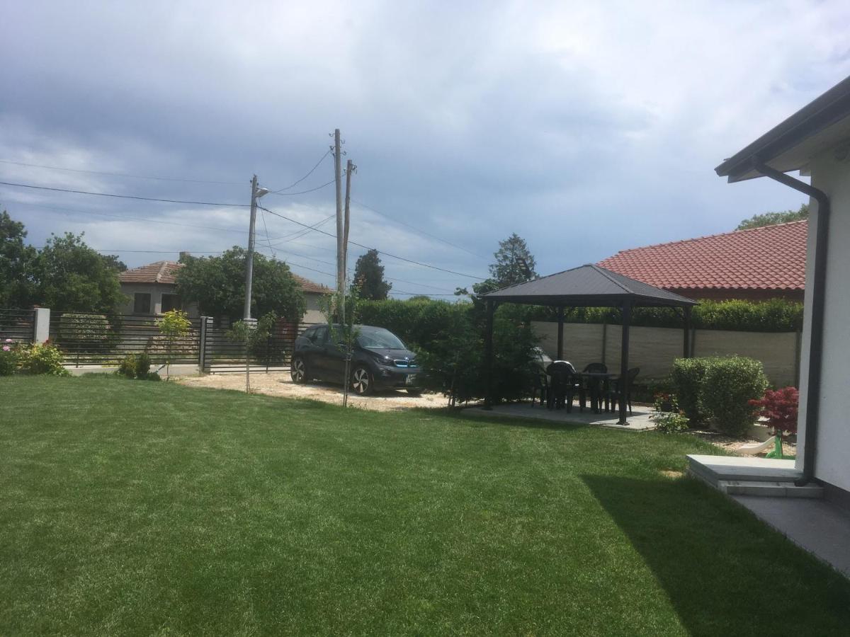 שבלה Karia Apartments מראה חיצוני תמונה