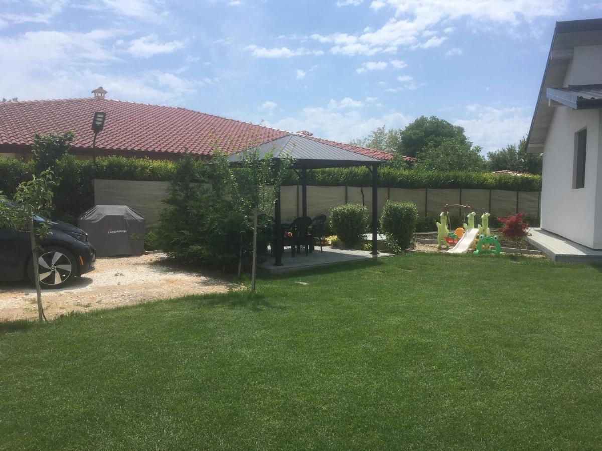 שבלה Karia Apartments מראה חיצוני תמונה