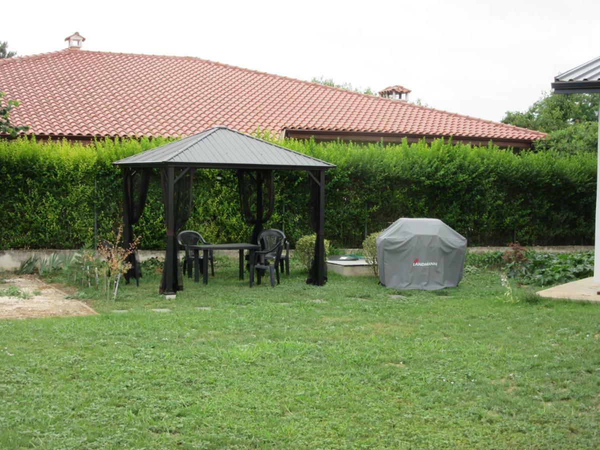 שבלה Karia Apartments מראה חיצוני תמונה